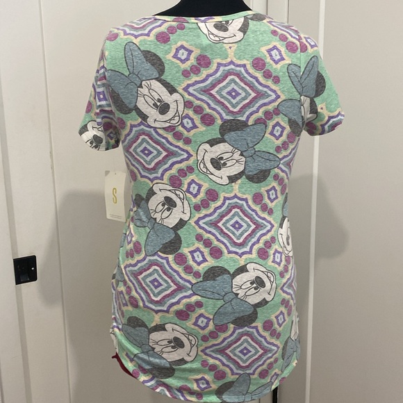 NWT Disneys Minnie Mouse Print , Scoop neck Short Sleeve T |Size Small - Picture 6 of 8
